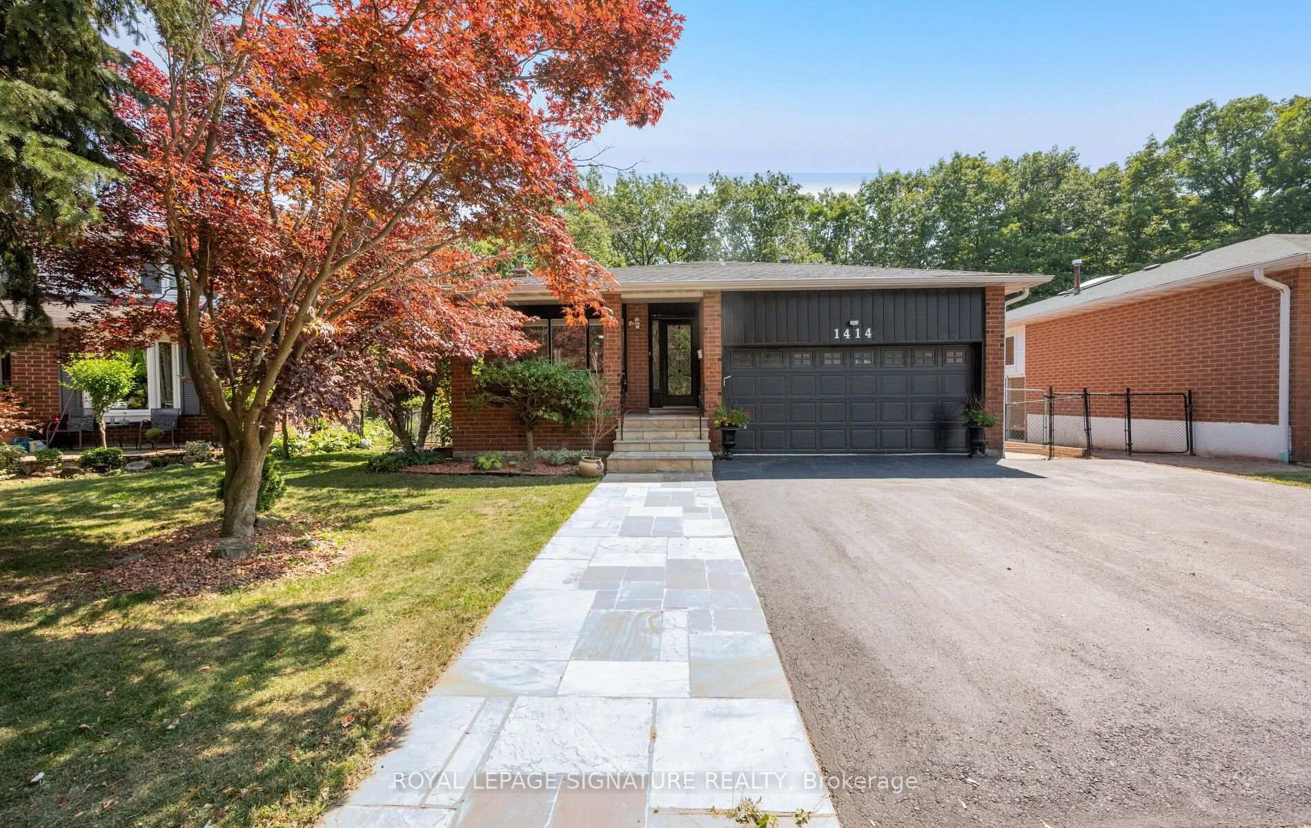 1414 Harmsworth Sq, Oakville